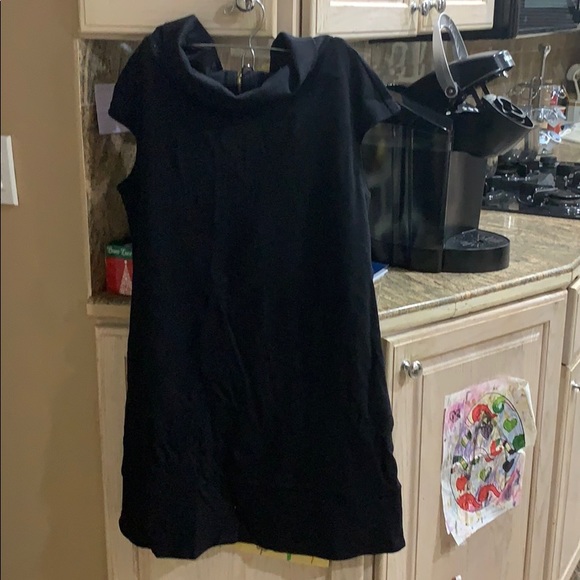 Express Dresses & Skirts - Express black dress with gold zipper in back